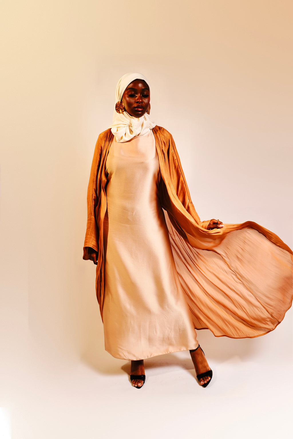 ABAYA IRISÉ